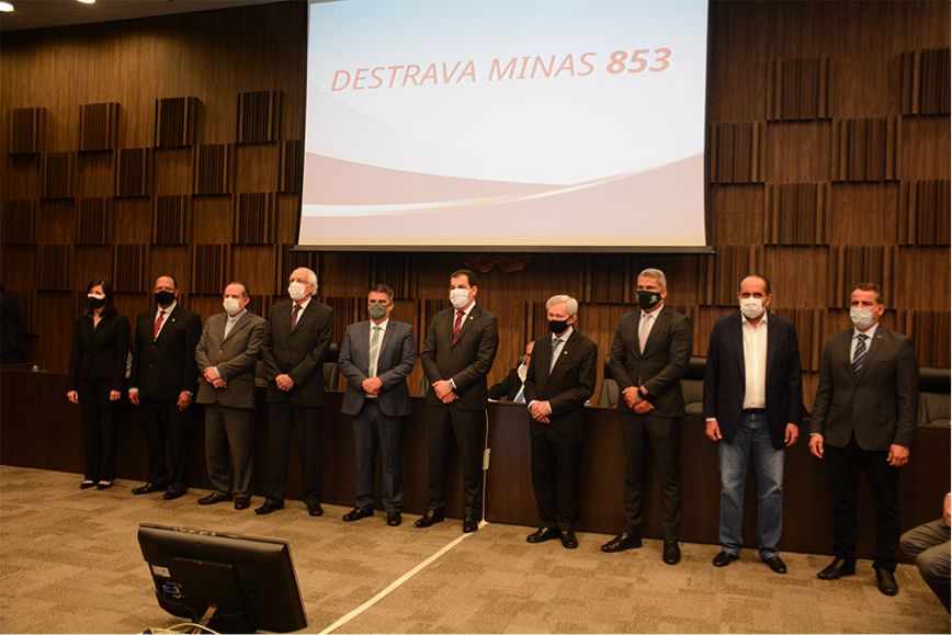 Para viabilizar o projeto Destrava - Minas-853, foi instituído um comitê interinstitucional com representantes de diversas entidades Crédito Riva Moreira TJMG
