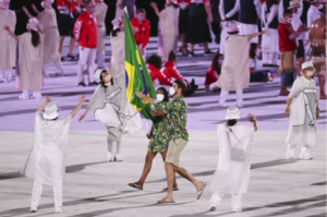 Olimpíadas de Tóquio - Do Brasil para o mundo: atletas brasileiros usam sandálias da Havaianas na cerimônia de abertura do maior evento esportivo do mundo