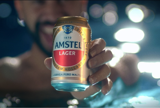 Amstel estreia "I Am Gil", campanha desenvolvida em parceria com Gil do Vigor explorando suas histórias de vida