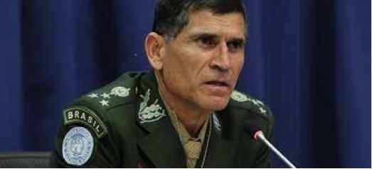 General Santos Cruz: a política e a guerra