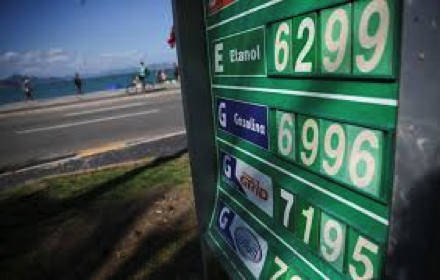 Preço da gasolina no Sudeste sobe 43% em 2021