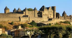 Carcassone - charmosa vila medieval francesa