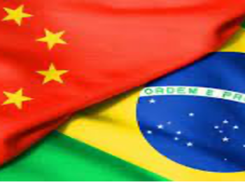 Há 27 anos, a economia brasileira era maior do que a chinesa. Atualmente, a economia chinesa é cerca de 11 vezes maior que a brasileira