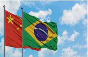 Economia brasileira no governo Bolsonaro cresceu menos do que a média global