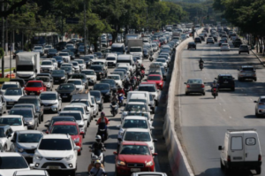 Carros no Brasil: governo pretende reduzir em até 10,96% o preço dos produzidos de valor até R$ 120 mil